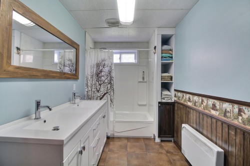 Bathroom - 7 Ch. Proulx, Val-D'Or, QC - Indoor Photo Showing Bathroom