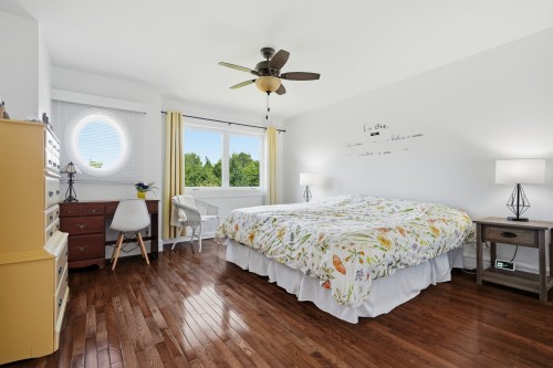 Chambre à coucher principale - 4066 Ch. Montpetit, Austin, QC - Indoor Photo Showing Bedroom