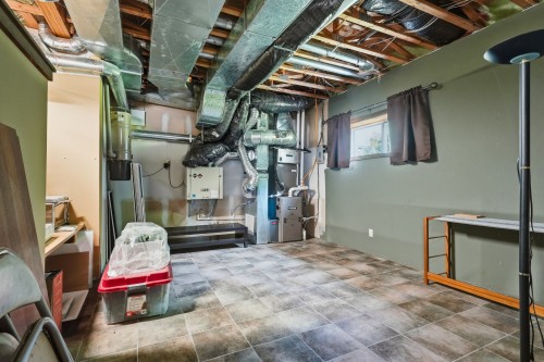 Autre - 4066 Ch. Montpetit, Austin, QC - Indoor Photo Showing Basement