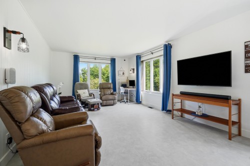 Salon - 4066 Ch. Montpetit, Austin, QC - Indoor Photo Showing Living Room