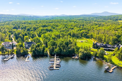 Vue sur l'eau - 4066 Ch. Montpetit, Austin, QC - Outdoor With Body Of Water With View