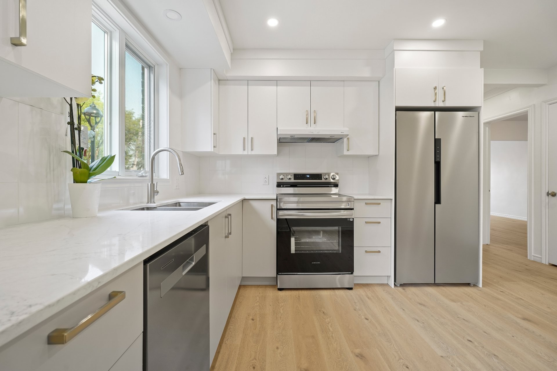 2850 Rue Jacques Hertel — photo 3