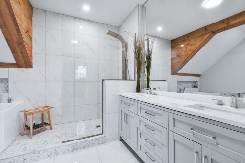 Master Bathroom - 563 Rg De La Rivière N., Saint-Roch-De-L'Achigan, QC - Indoor Photo Showing Bathroom