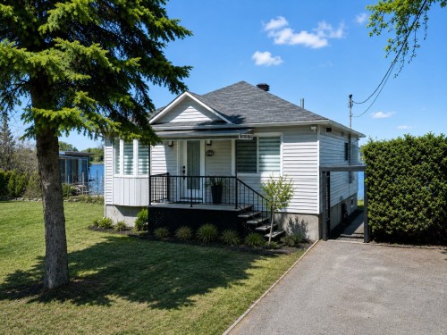 Front of Structure - 5 Rue Île-Mathieu, Laval (Saint-François), QC - Outdoor With Deck Patio Veranda