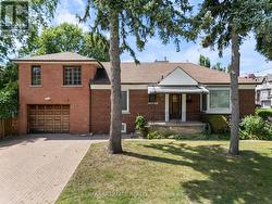 519 DOUGLAS AVENUE Toronto, ON M5M 1H7