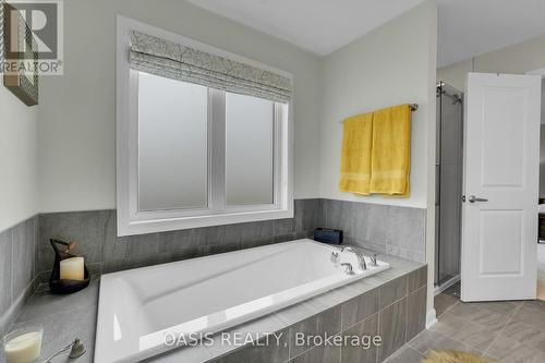 80 Lantern Road, Ottawa, ON - Indoor Photo Showing Bathroom