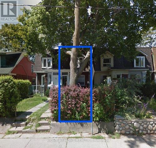 74 ASHDALE AVENUE  Toronto, ON M4L 2Y7
