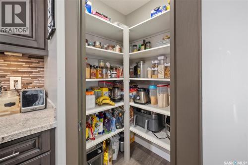 8726 Archer Lane, Regina, SK - Indoor