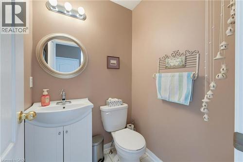 5141 Blue Spruce Avenue, Burlington, ON - Indoor Photo Showing Bathroom