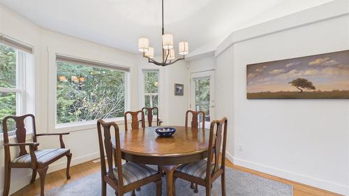 2807 Galena Bay, Kimberley, BC - Indoor Photo Showing Dining Room