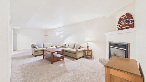 2807 Galena Bay, Kimberley, BC - Indoor Photo Showing Living Room With Fireplace