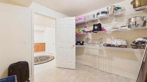 2807 Galena Bay, Kimberley, BC - Indoor With Storage