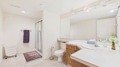 2807 Galena Bay, Kimberley, BC - Indoor Photo Showing Bathroom