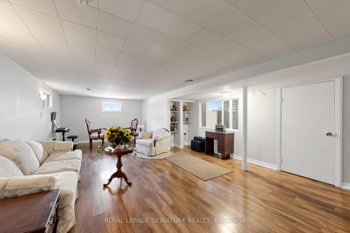 38 Lingarde Drive, Toronto, ON - Indoor