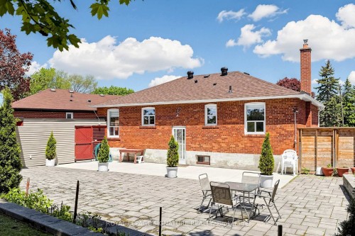 38 Lingarde Drive, Toronto, ON - Outdoor With Exterior