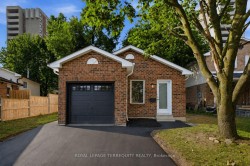 42 Plumridge Court  Ajax, ON L1S 3Z8