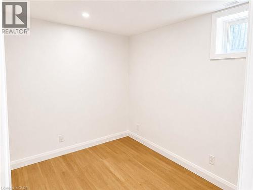 17 White Avenue Unit# 1 Gs, North York, ON - Indoor Photo Showing Other Room