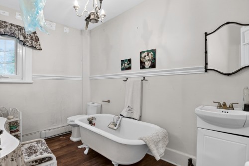 Salle de bains - 14 Rue Morris, Sainte-Thérèse, QC - Indoor Photo Showing Bathroom