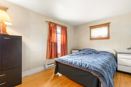 Chambre à coucher principale - 1433 Av. Champlain, Shawinigan, QC - Indoor Photo Showing Bedroom
