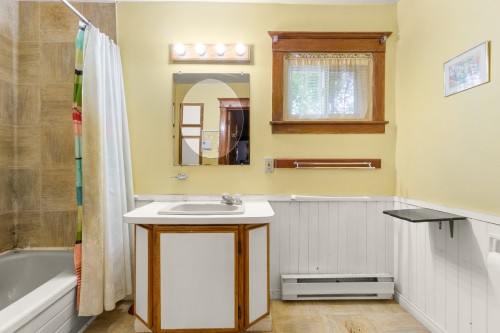 Salle de bains - 1433 Av. Champlain, Shawinigan, QC - Indoor Photo Showing Bathroom