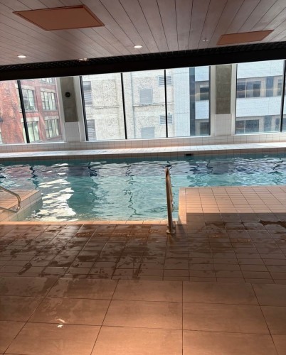Piscine - 605-1200 Rue Jeanne-Mance, Montréal (Ville-Marie), QC - Indoor Photo Showing Other Room