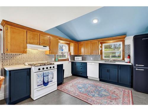 9 Bareneed Road, Bareneed, NL - Indoor Photo Showing Kitchen With Upgraded Kitchen