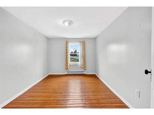 9 Bareneed Road, Bareneed, NL - Indoor Photo Showing Other Room