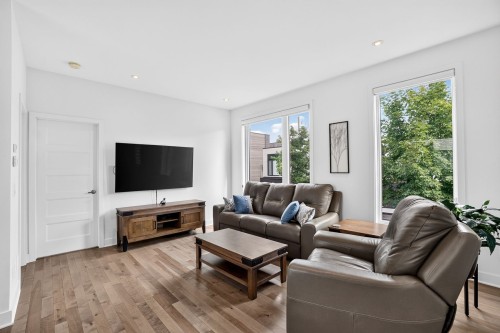 Salon - 18029 Rue De Cheverny, Mirabel, QC - Indoor Photo Showing Living Room