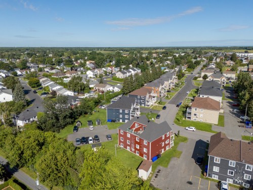 Photo aérienne - 213 Rue Benjamin, Saint-Amable, QC - Outdoor With View