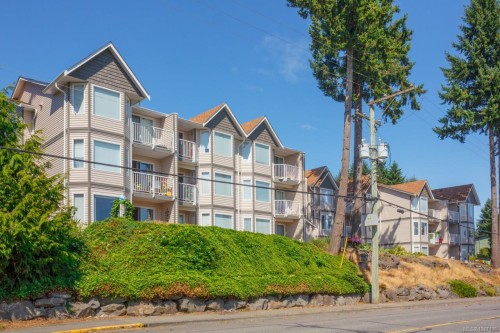 #106-9916 Daniel St, Chemainus, BC - Outdoor