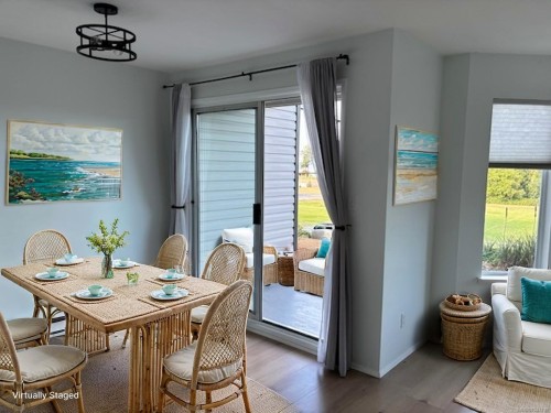 #106-9916 Daniel St, Chemainus, BC - Indoor Photo Showing Dining Room