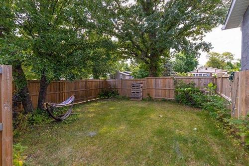 151 Dorge Dr, Winnipeg, MB - Outdoor