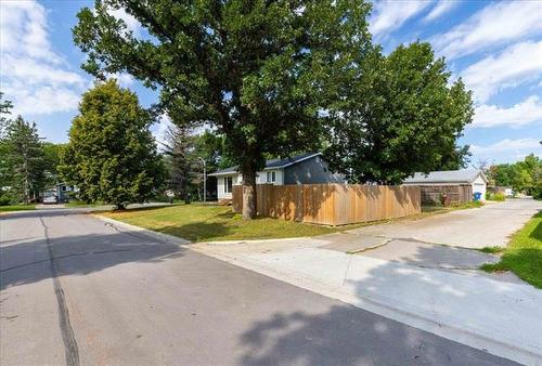 151 Dorge Dr, Winnipeg, MB - Outdoor