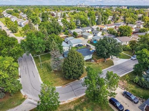 151 Dorge Dr, Winnipeg, MB - Outdoor With View