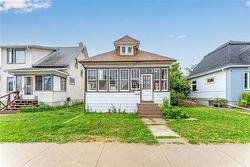 264 Union AVE  Winnipeg, MB R2L 0C7