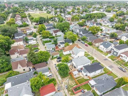 264 Union Ave, Winnipeg, MB - Outdoor With View