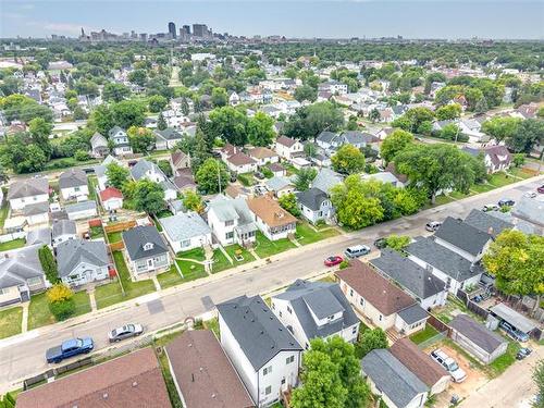 264 Union Ave, Winnipeg, MB - Outdoor With View