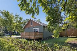 70 Centre AVE Altona, MB R0G 0B3
