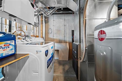 47 Highwater Path, Winnipeg, MB - Indoor Photo Showing Laundry Room