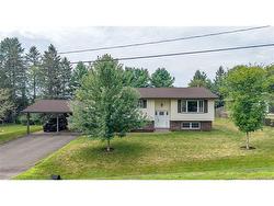66 Viola AVE  Hampton, NB E5N 5M3