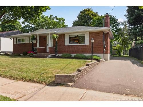 81 Mount Royal Blvd, Moncton, NB 