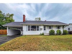 510 Gardiner ST Oromocto, NB E2V 1G3