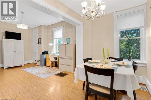 67 Queen Street W, Cambridge, ON - Indoor Photo Showing Dining Room