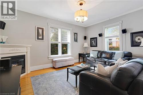 67 Queen Street W, Cambridge, ON - Indoor Photo Showing Living Room With Fireplace