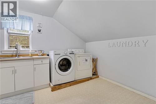 67 Queen Street W, Cambridge, ON - Indoor Photo Showing Laundry Room