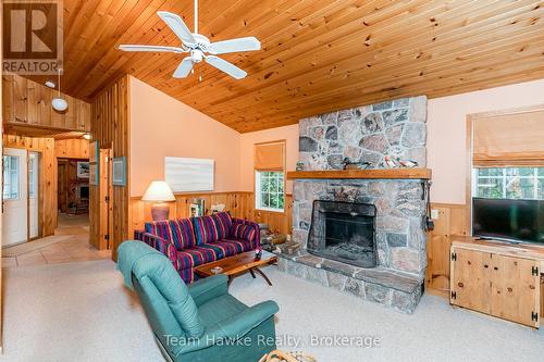 20 Scott Lane, Tiny, ON - Indoor Photo Showing Living Room With Fireplace