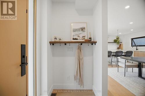 5216 Alton Road, Burlington, ON - Indoor Photo Showing Other Room