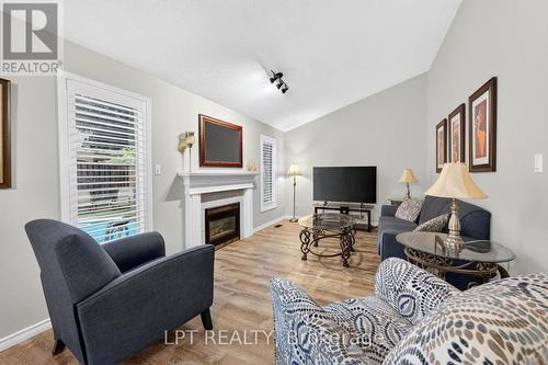 43 Liam Drive, Hamilton, ON - Indoor Photo Showing Living Room With Fireplace