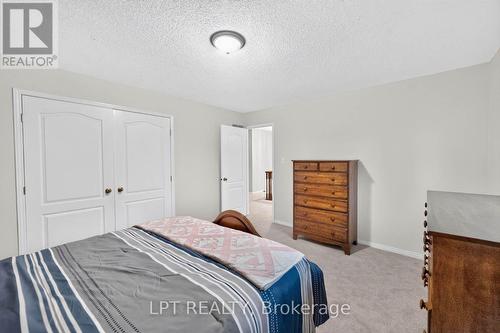 43 Liam Drive, Hamilton, ON - Indoor Photo Showing Bedroom