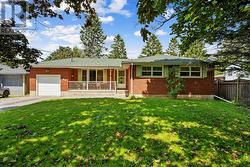 21 GARDINER CRESCENT  Cobourg, ON K9A 1W7